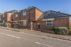8 Holloway Mews