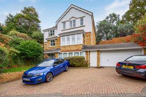 2 Danehurst Close, Egham, Surrey, TW20 9PX