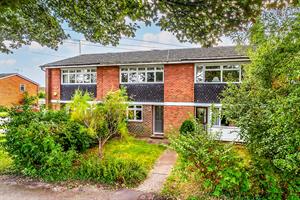 80 Beechtree Avenue, Englefield Green, TW20 0SR