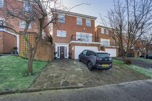 22 Warren Road, Purley, CR8 1AA