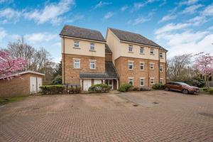 31 Whitehill Place, Virginia Water, Surrey, GU25 4DG