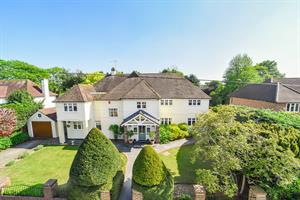 14 Willow Walk, Englefield Green, TW20 0DQ